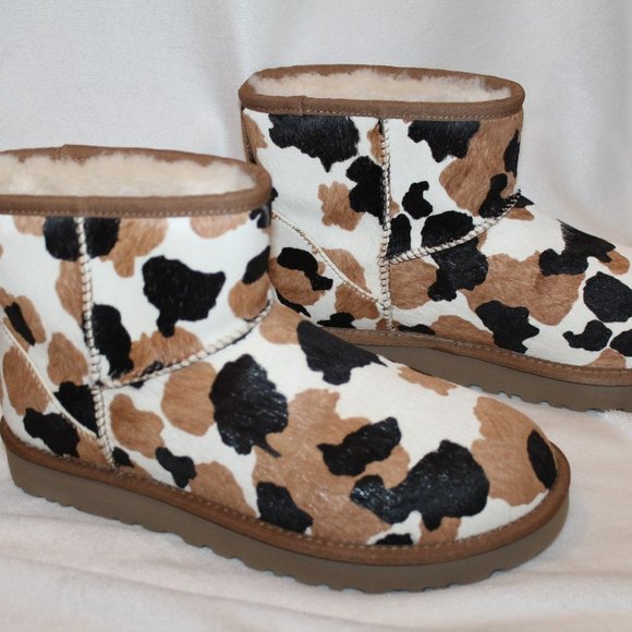 NIB UGG COW CALF HAIR MINI SHEARLING‎ LINED WINTER BOOTS BLACK CHESTNUT - Picture 2 of 8